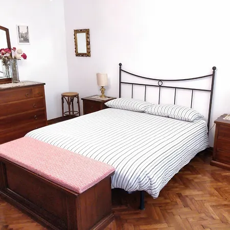 Ca' Burcio Apartment *